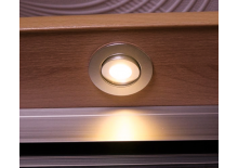 Популярные подсветки для шкафа купе: плюсы и минусы 
