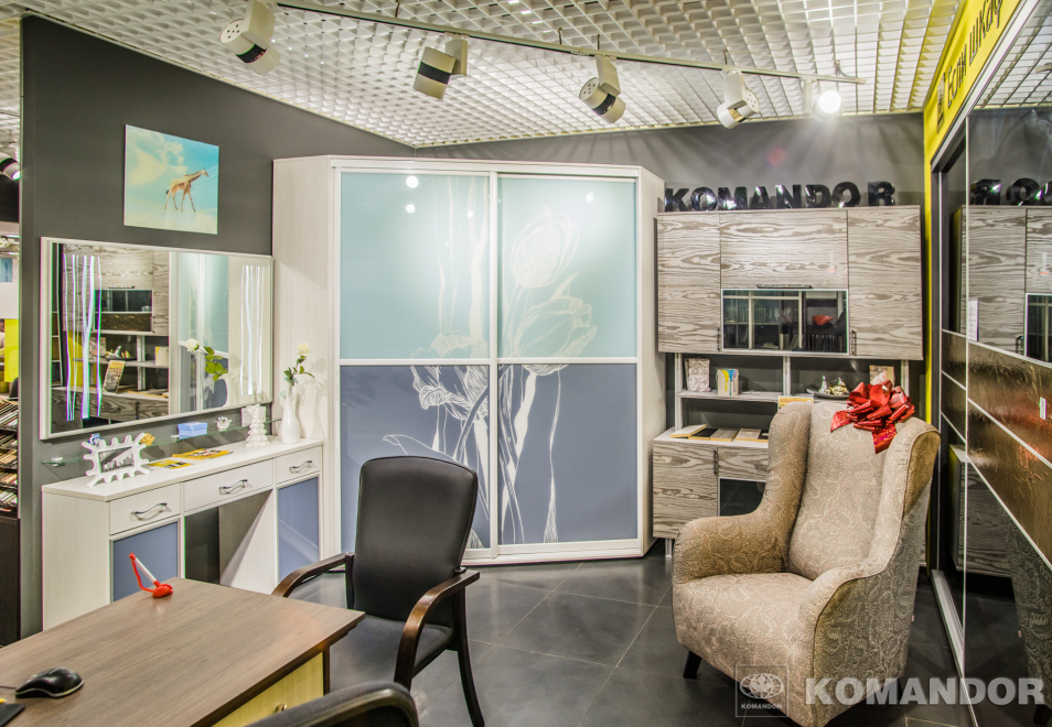 Проект салона Komandor Roomer