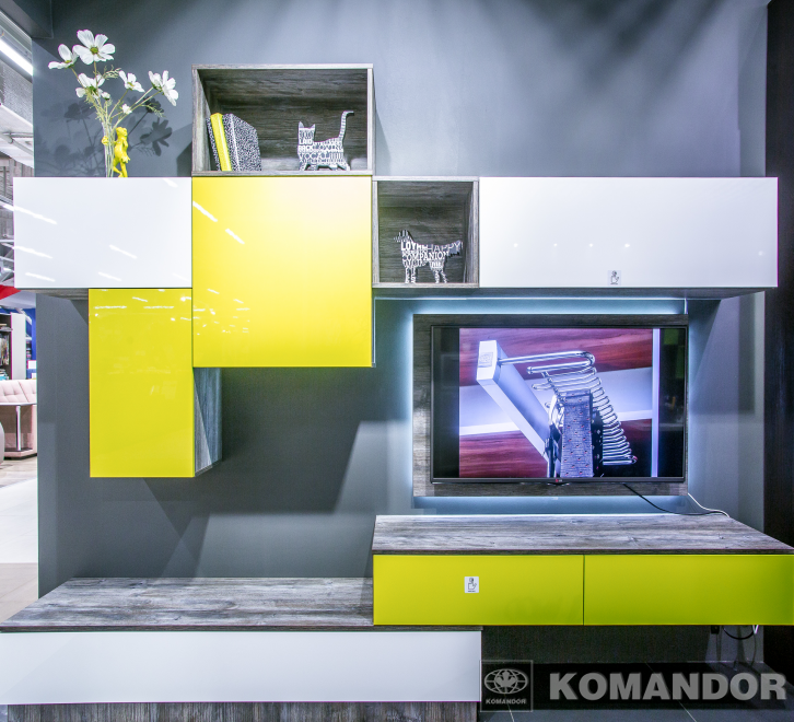 Проект салона Komandor Roomer