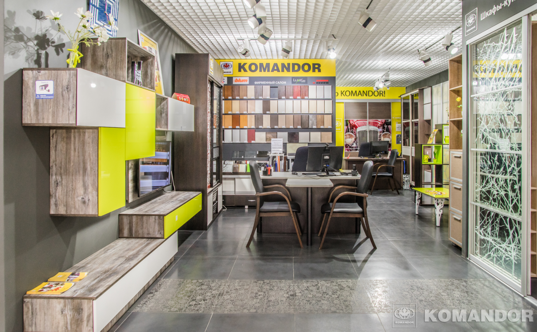Проект салона Komandor Roomer