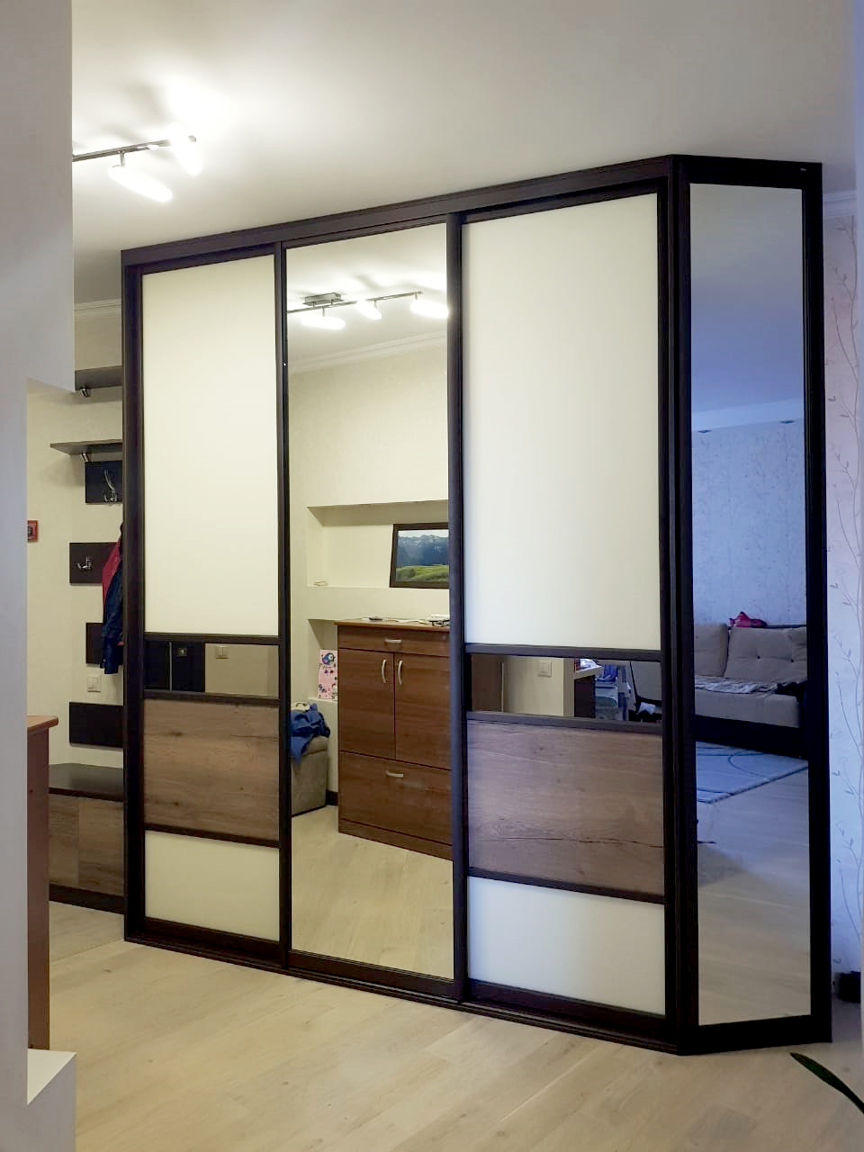 Прихожая и шкаф-купе