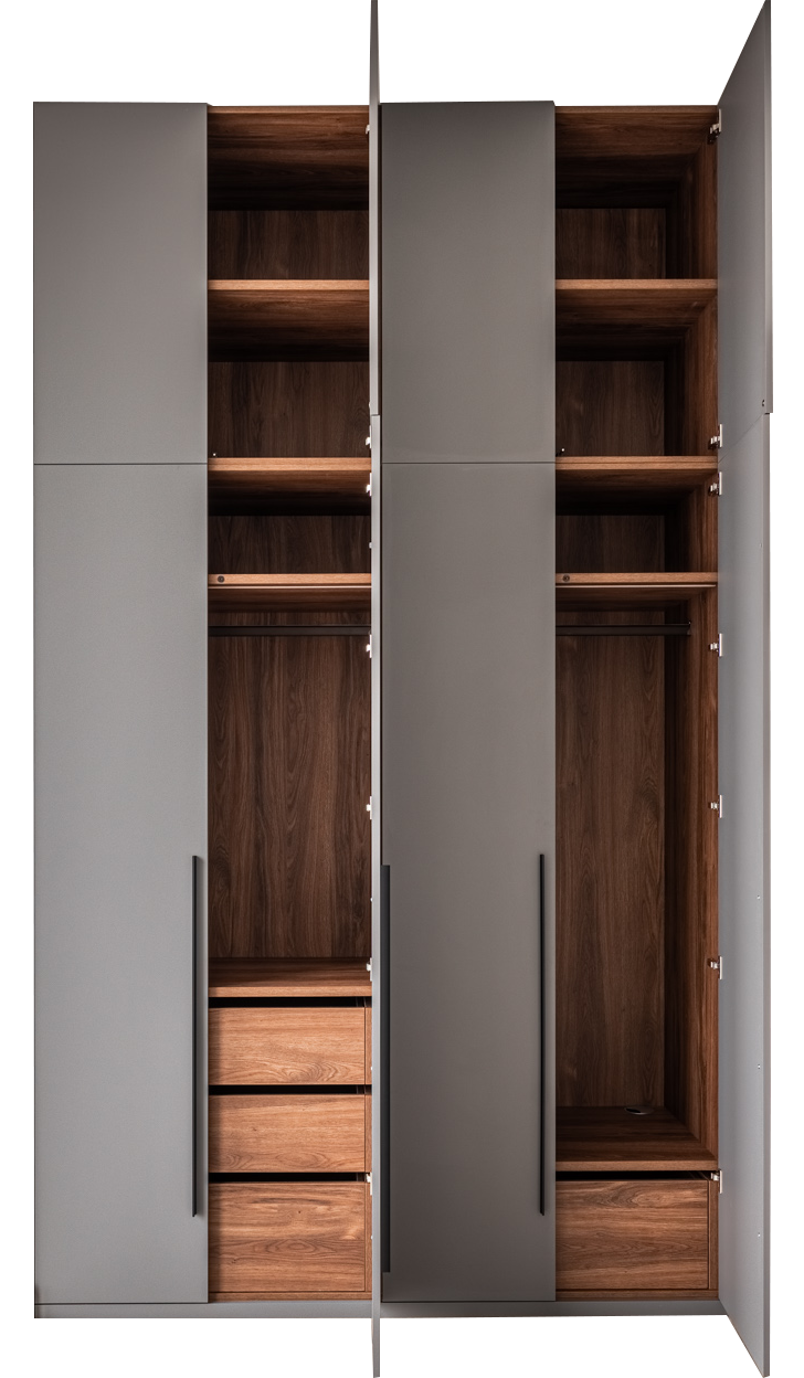 Распашной шкаф с фасадами Supramat