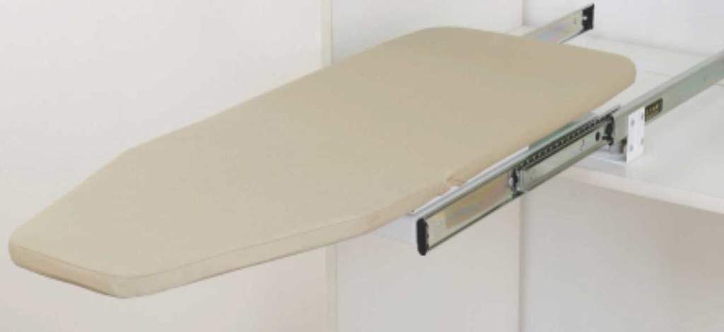 Поворотно-выдвижная гладильная доска