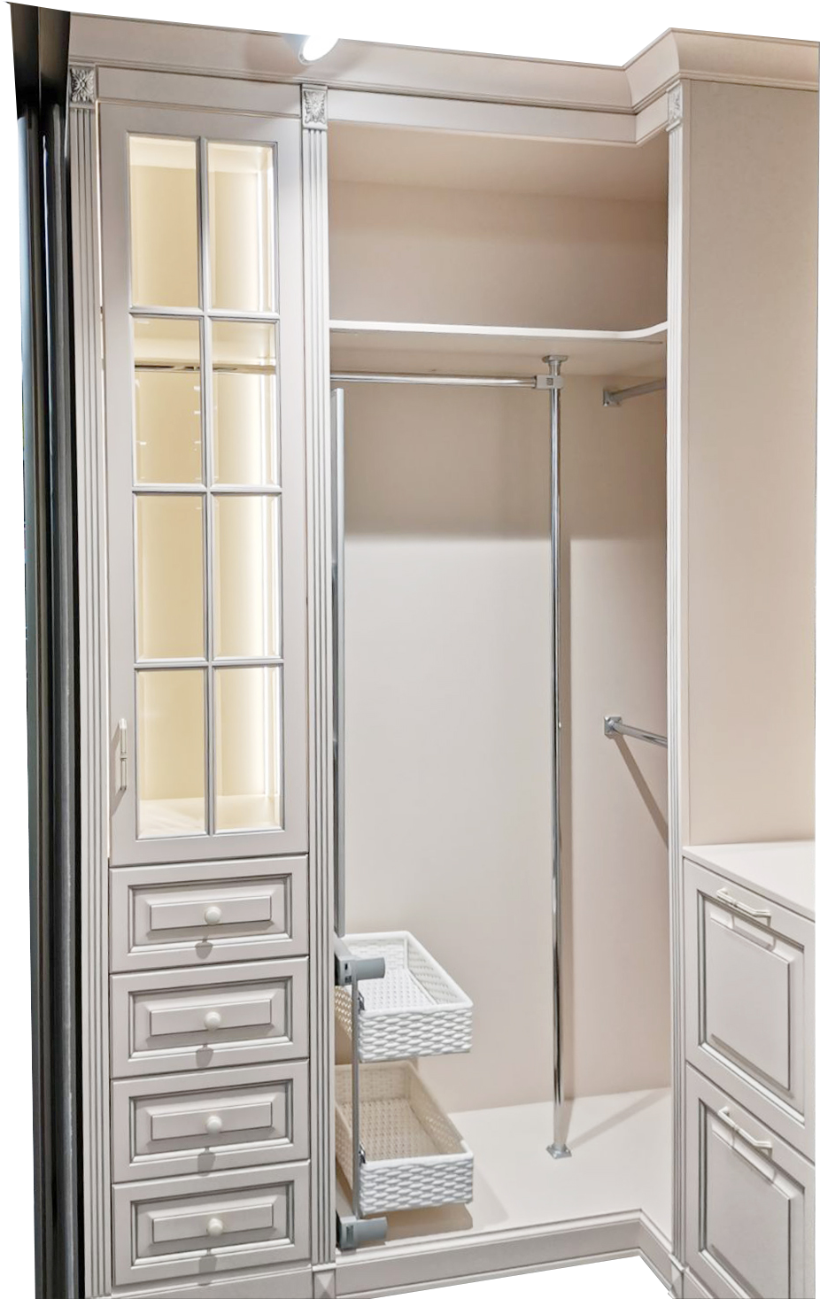 Гардеробная с фасадами из МДФ