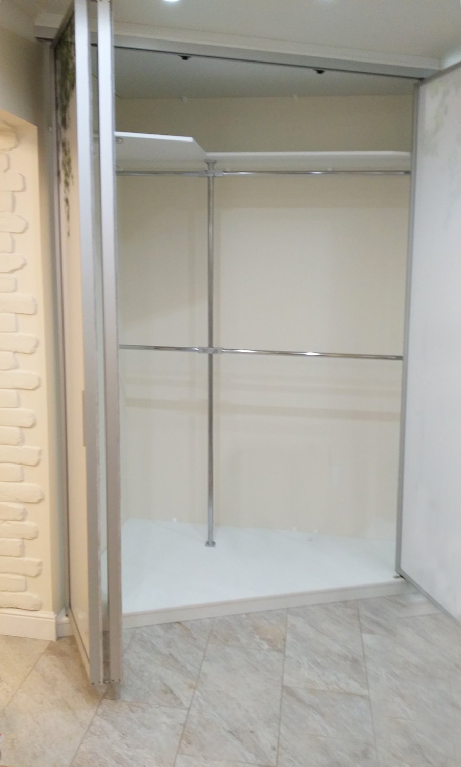 Шкаф с распашной и складной дверью (S1200)