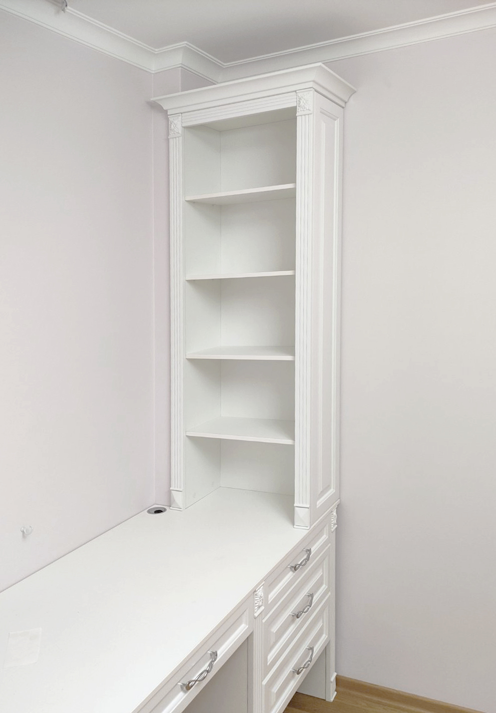 Мебель в детскую (кровать, шкаф, рабочая зона) из МДФ 