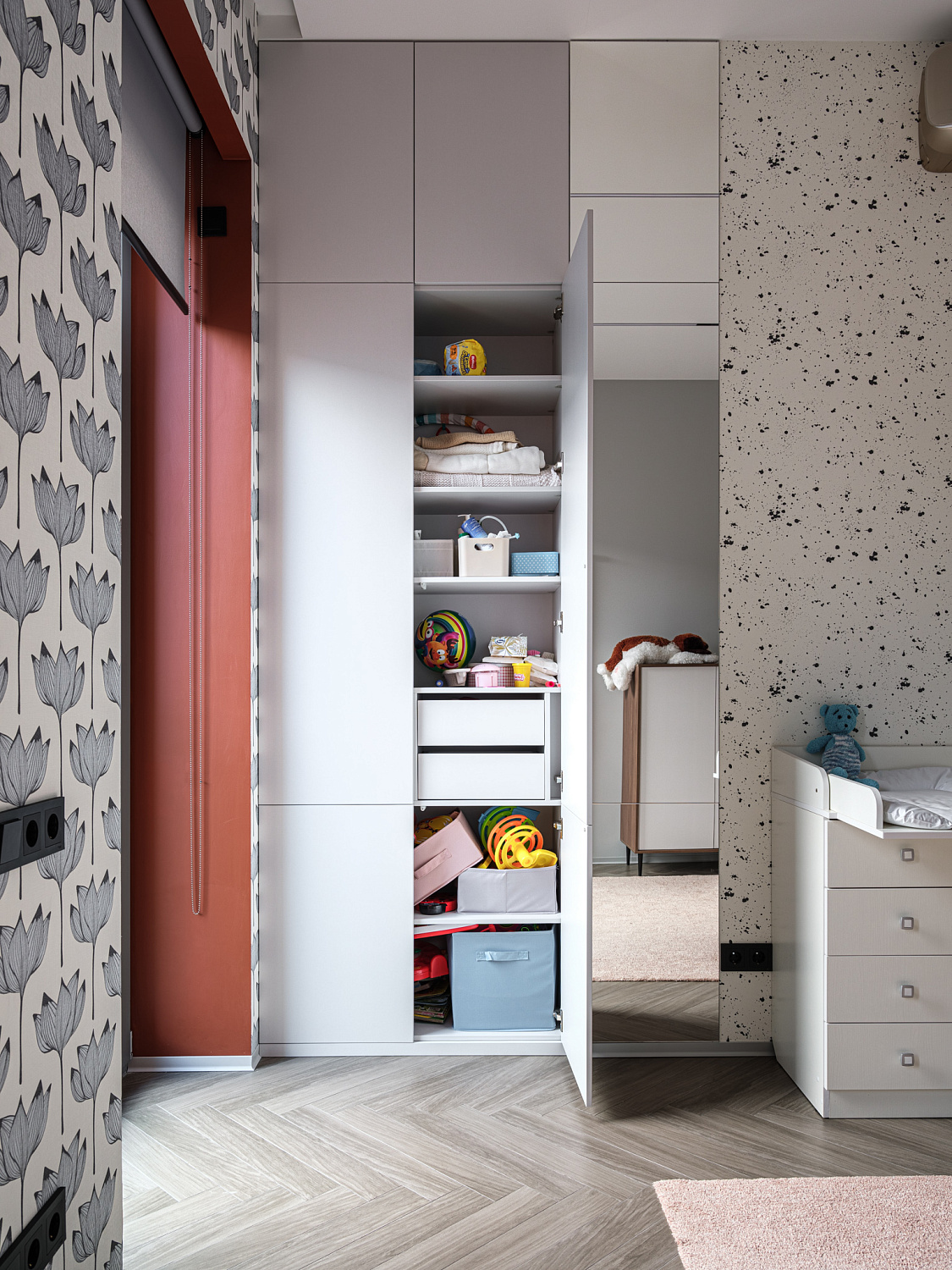 Мебель в московскую квартиру.  120 кв. м