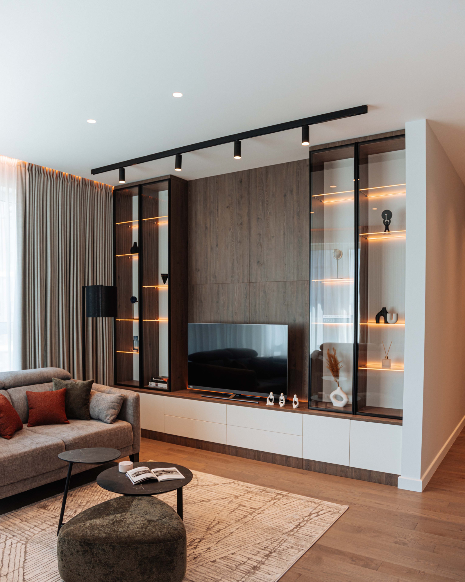 Гостиная с ТВ-зоной