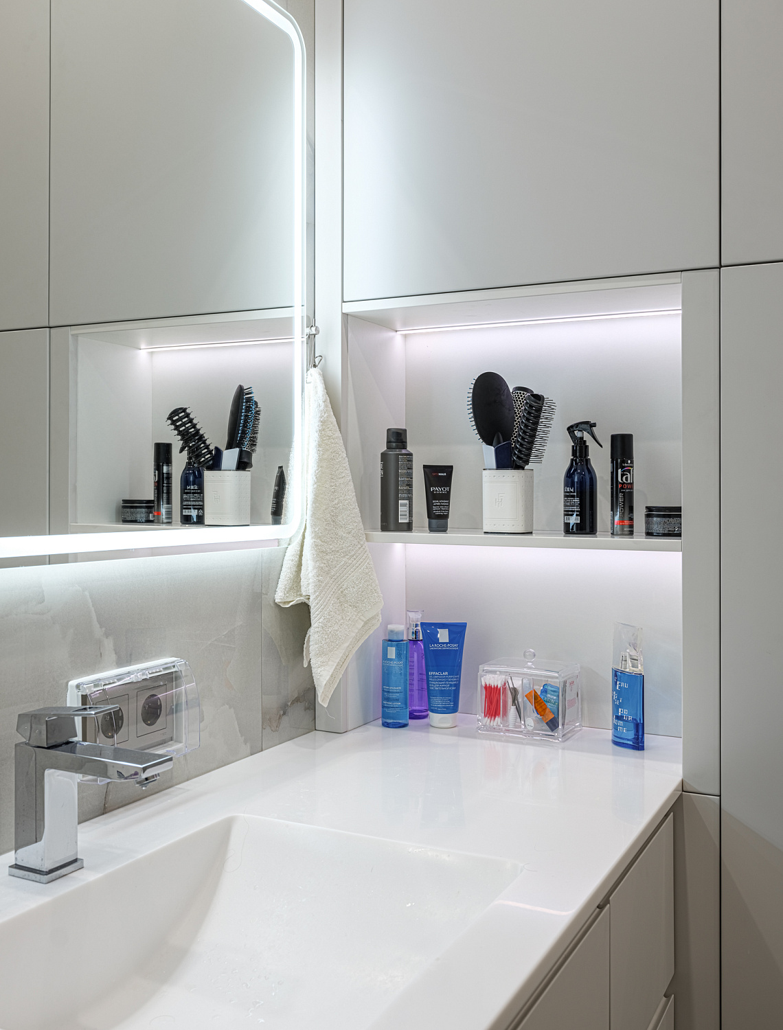 Мебель по проекту дизайнера в московскую квартиру