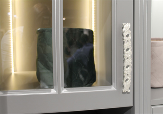 Угловая классическая гардеробная