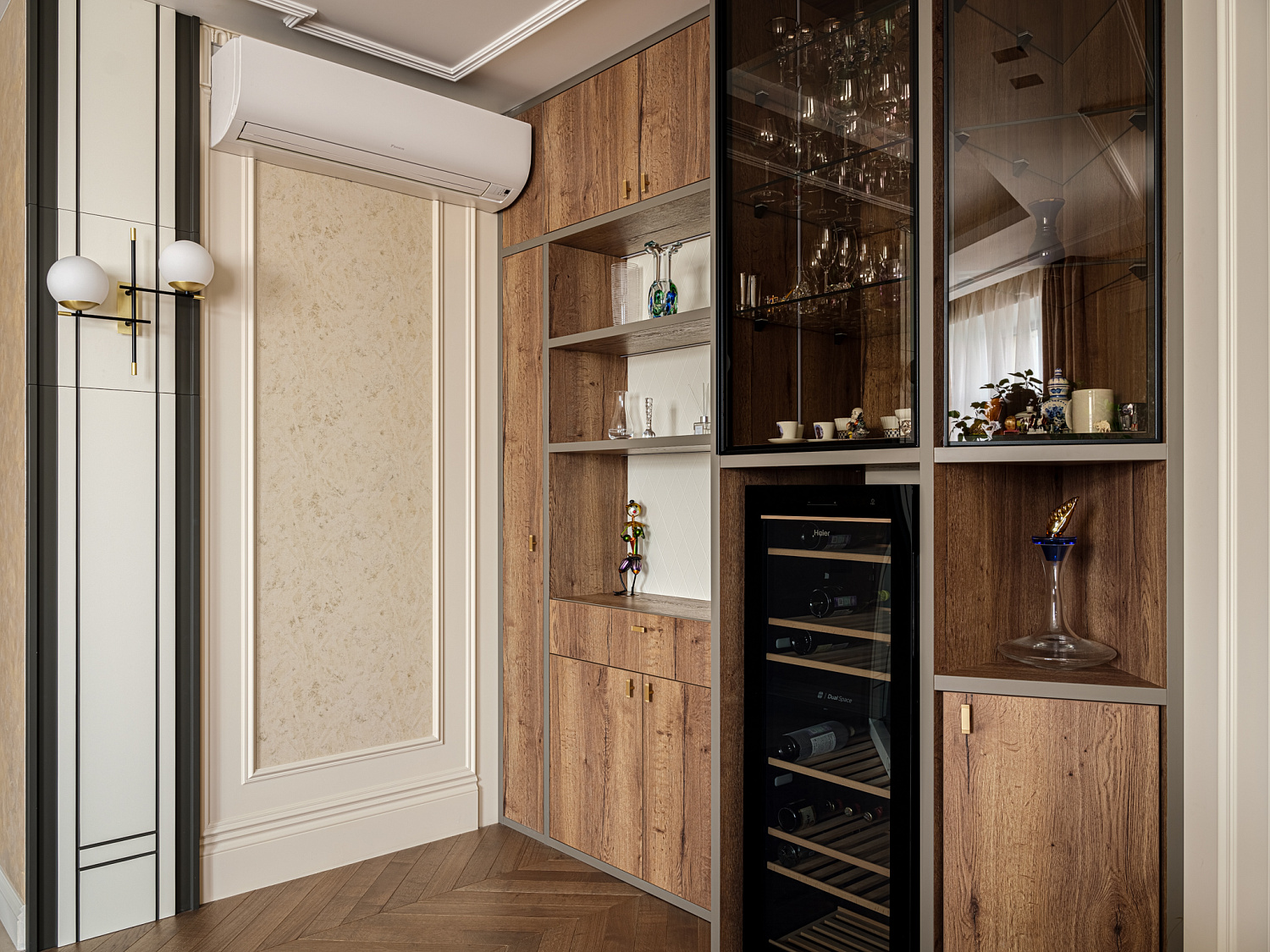 Мебель по проекту дизайнера в московскую квартиру