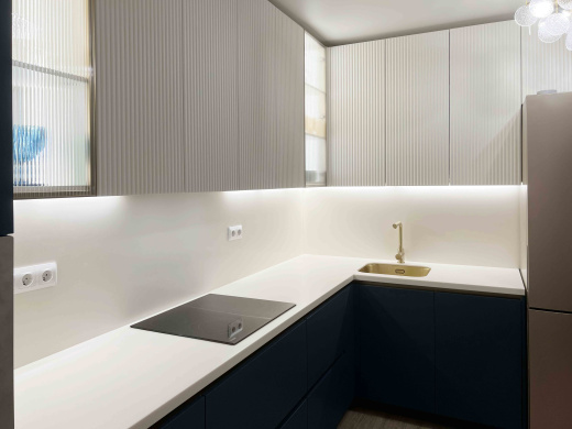 Угловая кухня из МФД