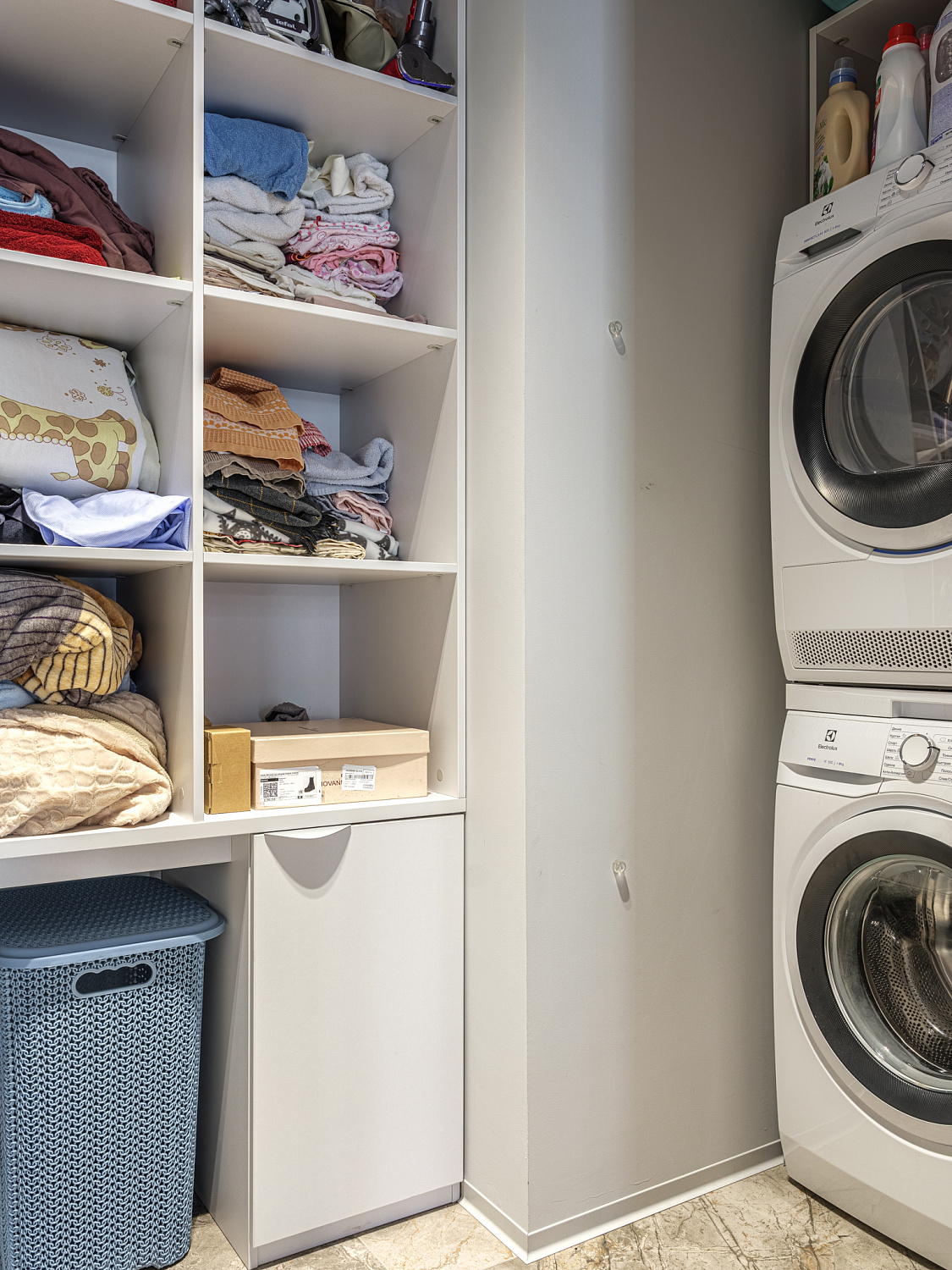 Мебель в московскую квартиру.  120 кв. м