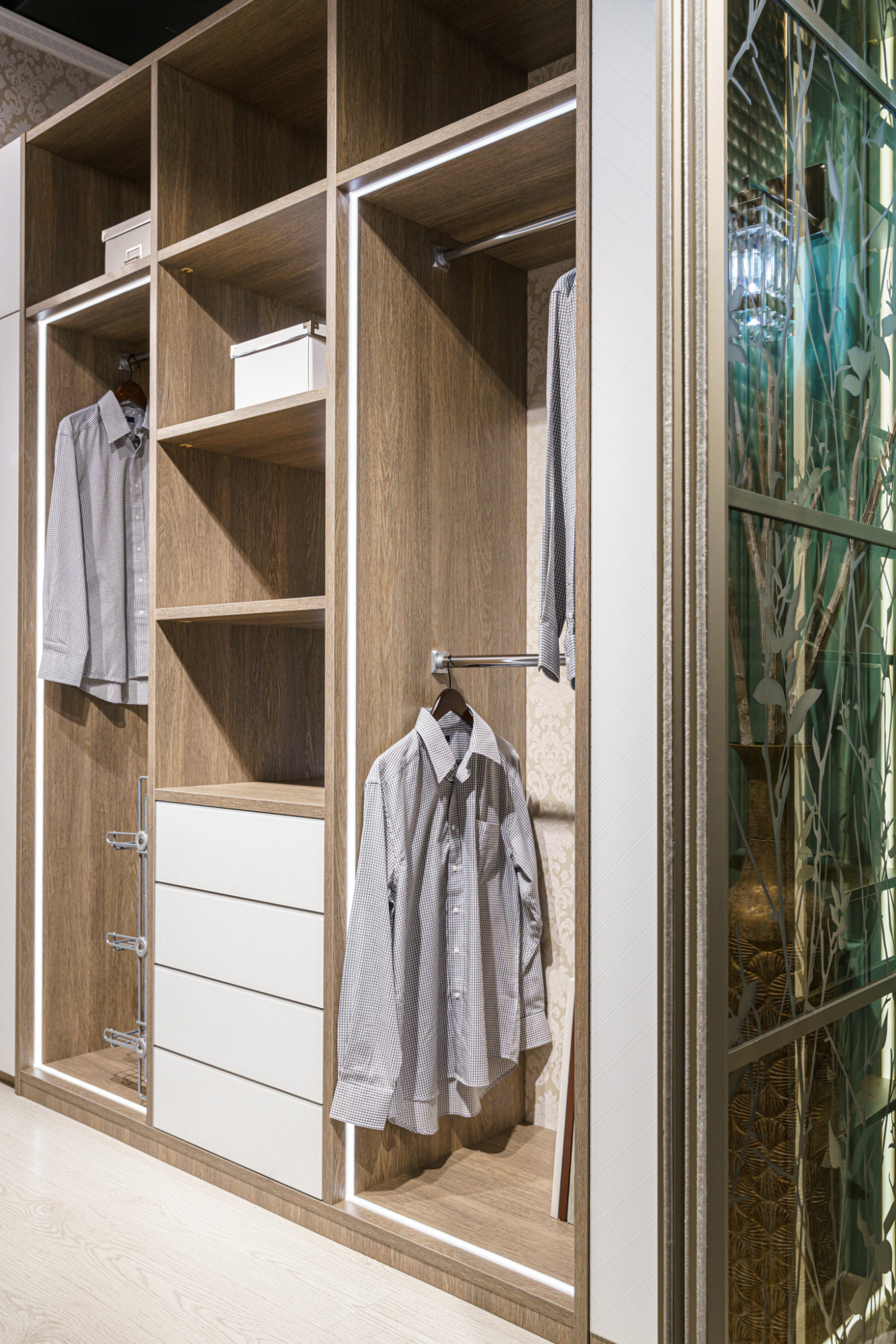 Гардеробная в современном стиле