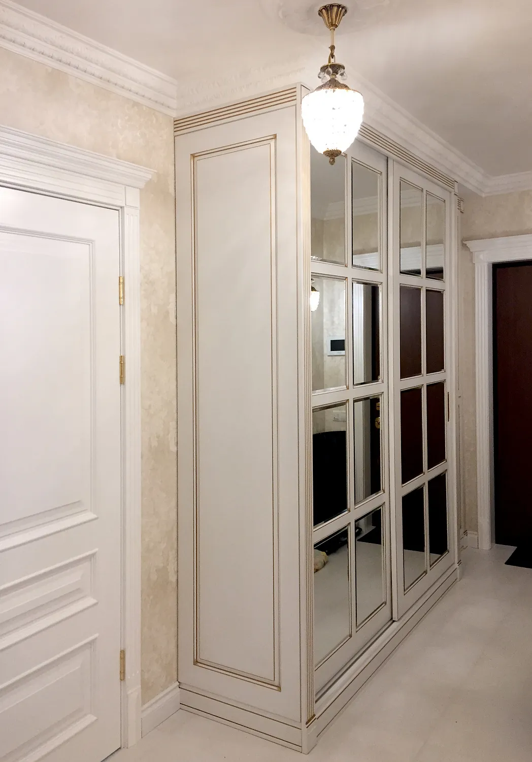 Классическая мебель в квартиру Заказчика