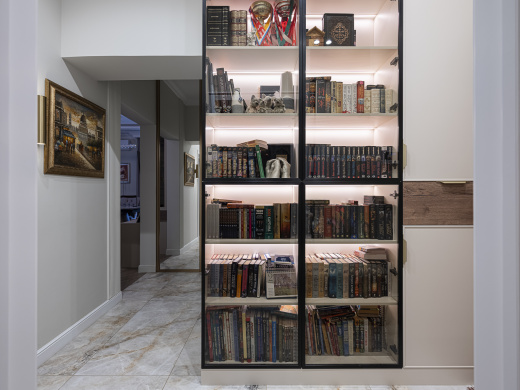 Распашной шкаф 