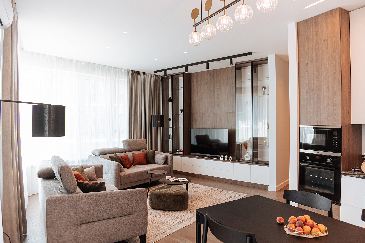 Современная мебель в московскую квартиру