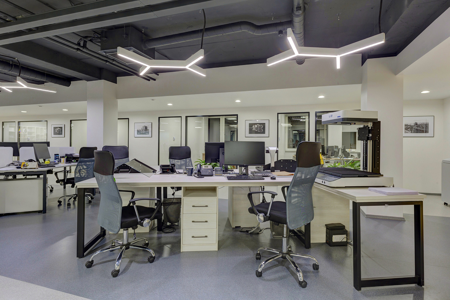 Стильная офисная мебель