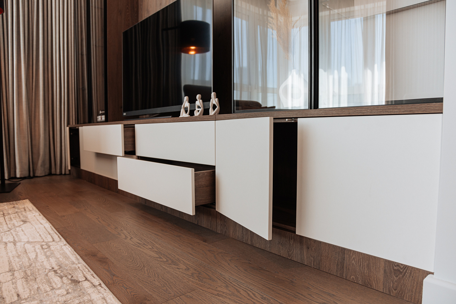 Современная мебель в московскую квартиру