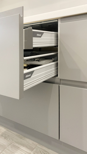 Угловая кухня с МДФ фасадами