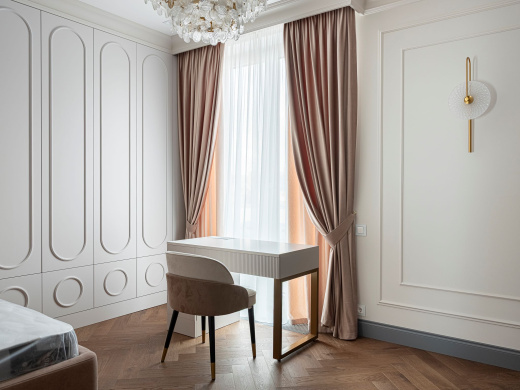 Шкаф распашной из МДФ