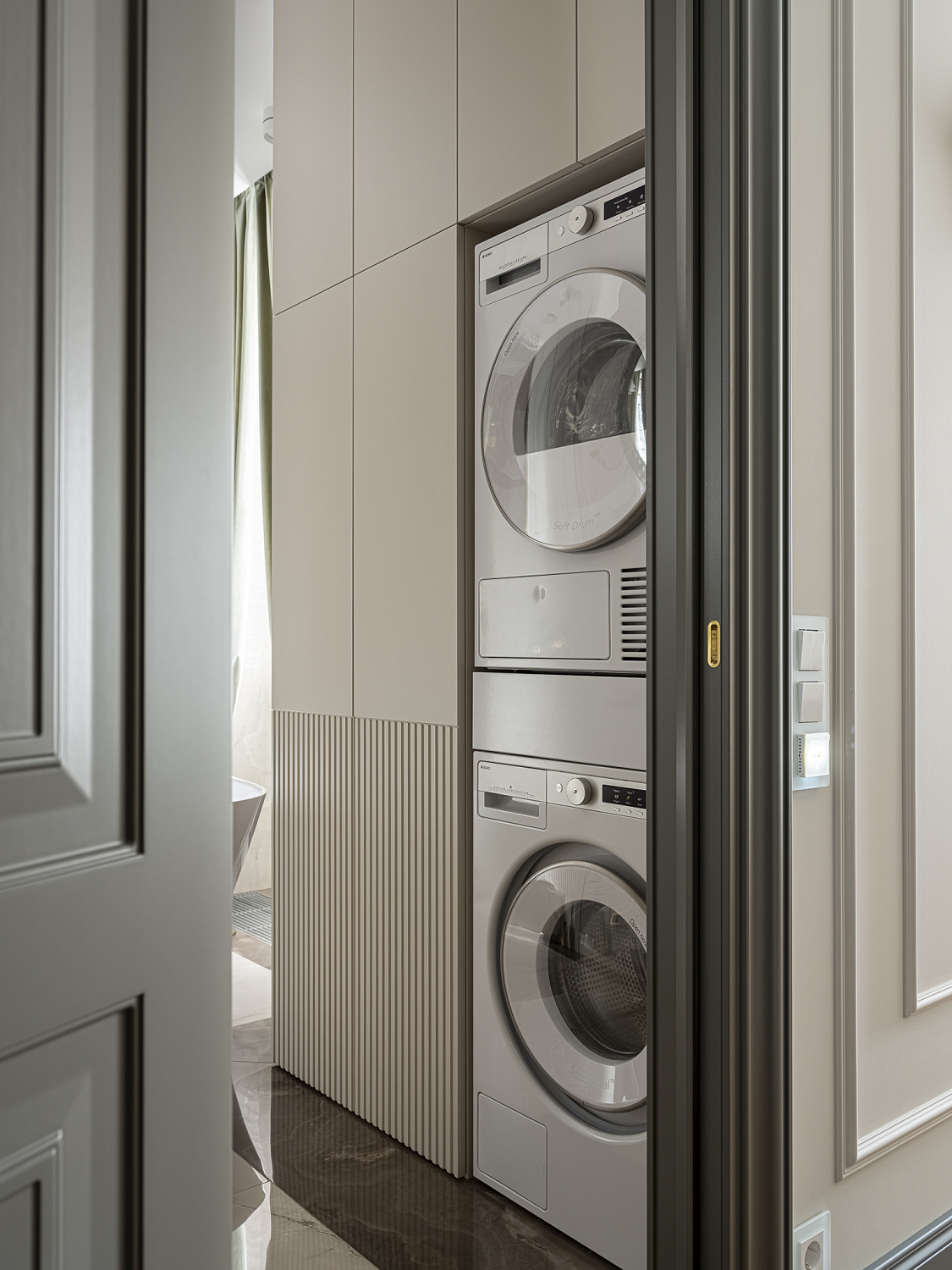 Индивидуальная мебель в квартиру. Москва