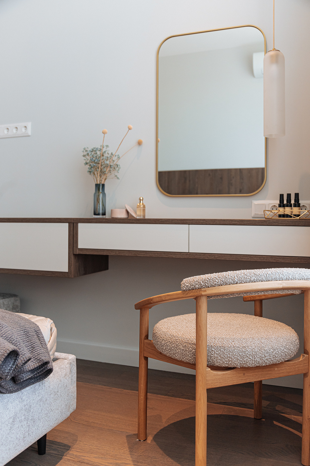 Современная мебель в московскую квартиру