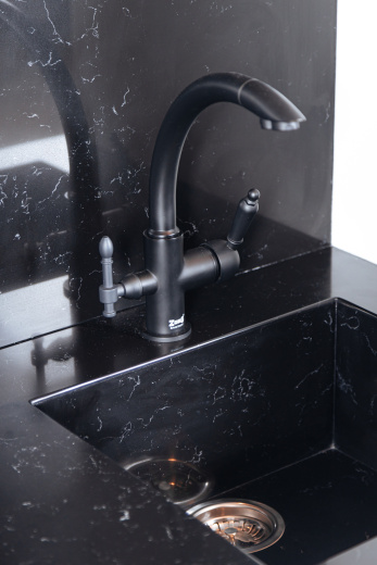 Прямая неоклассическая кухня 