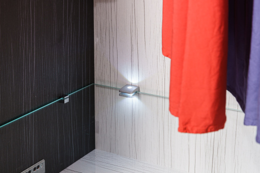 Шкаф-купе с зеркалом