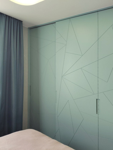 Шкаф-купе с МДФ фасадами 