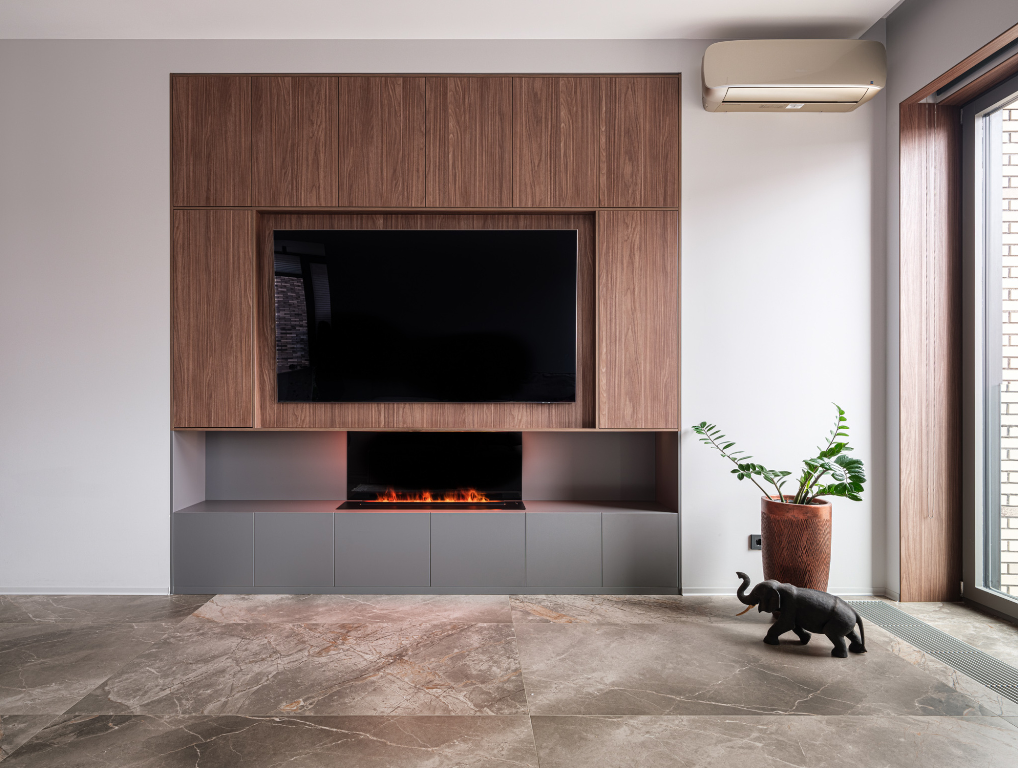 Встроенная в нишу ТВ-зона