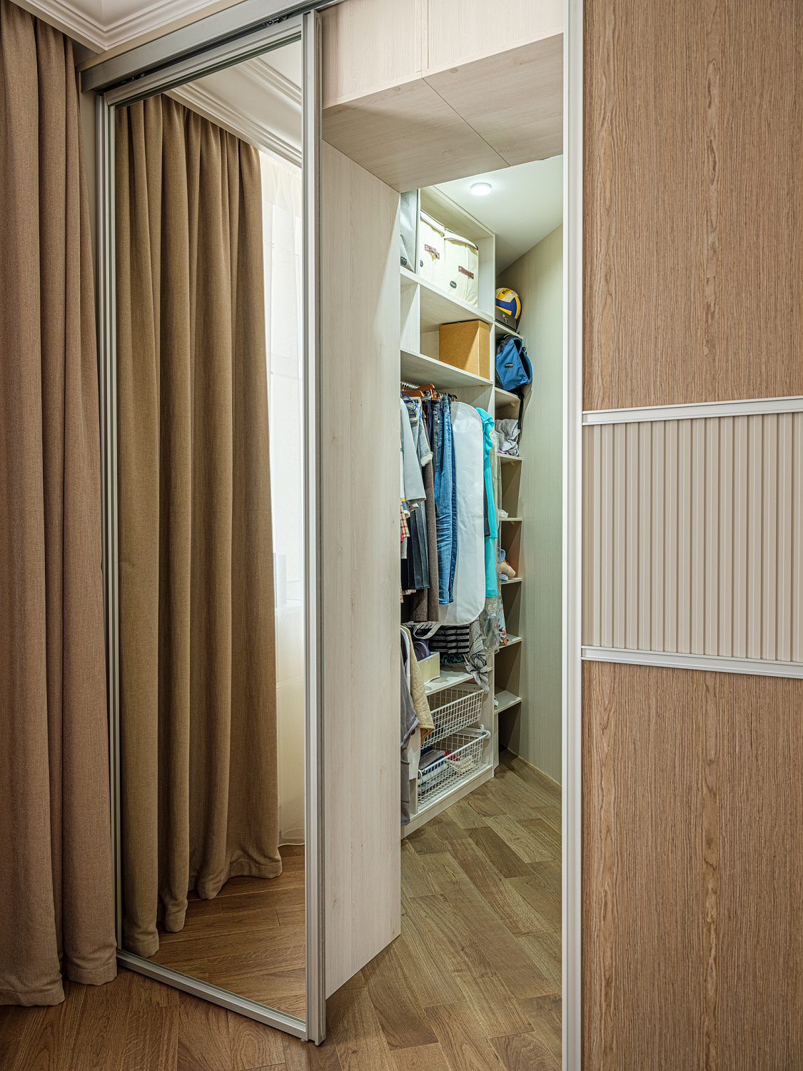 Мебель по проекту дизайнера в московскую квартиру