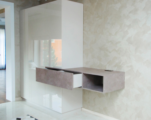 Шкаф распашной с тумбой