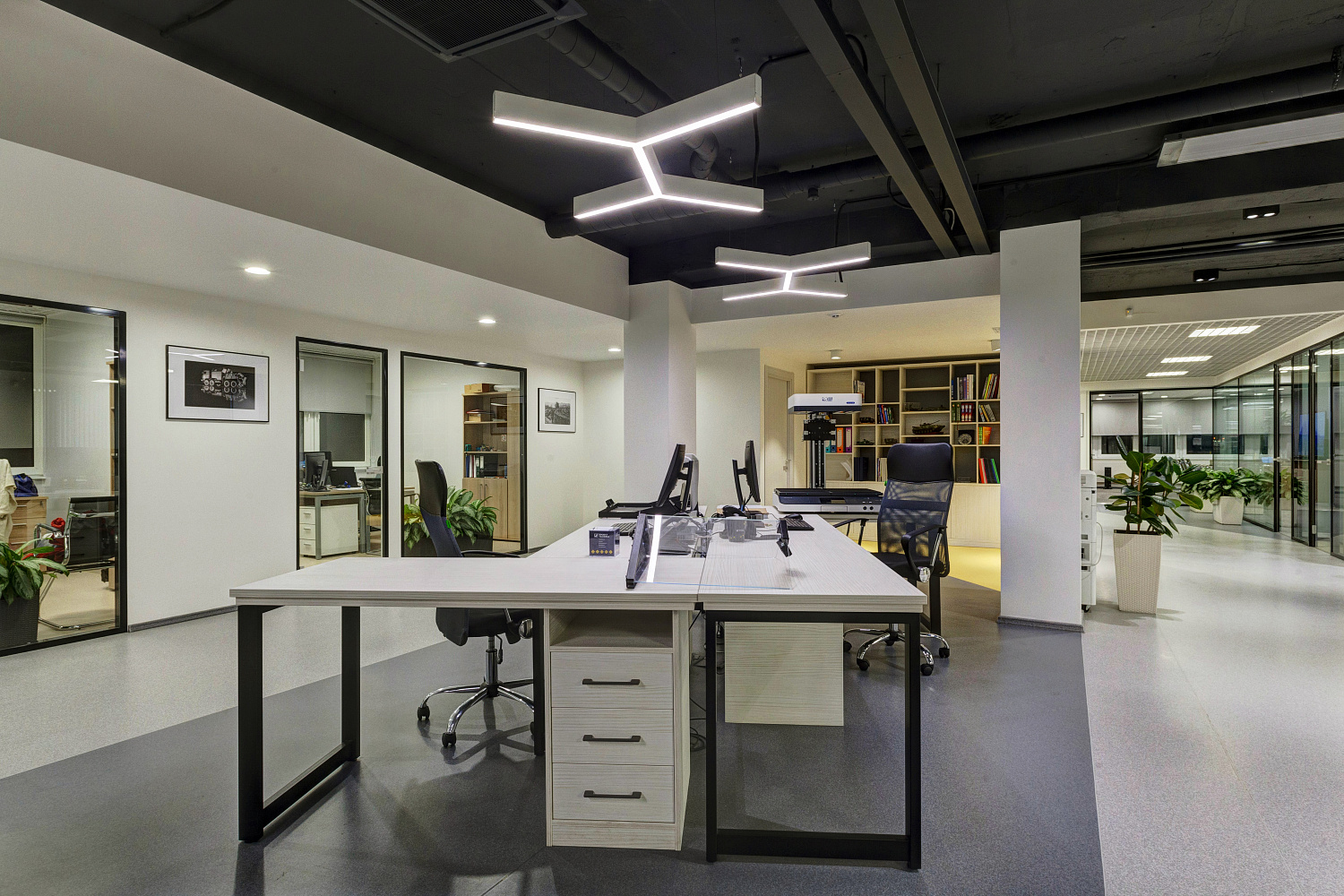 Стильная офисная мебель