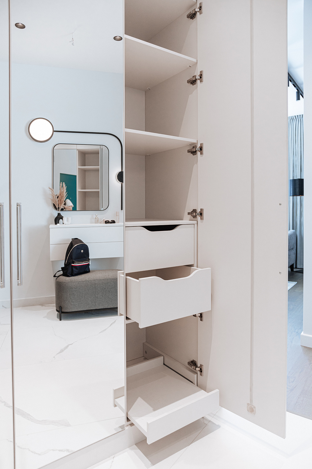 Современная мебель в московскую квартиру