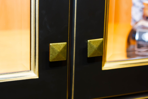 Гардеробная в классическом стиле 01-842