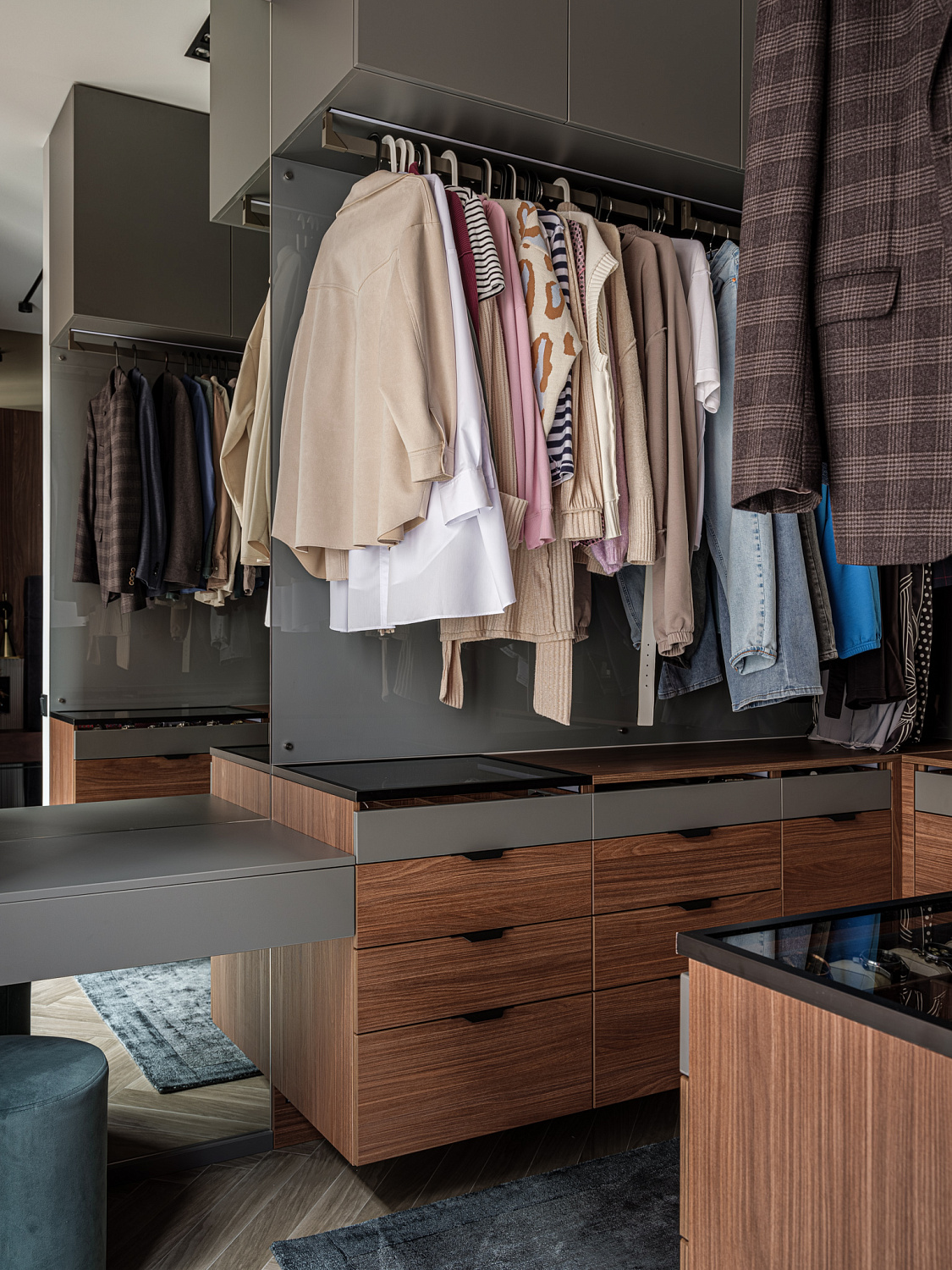 Мебель в московскую квартиру.  120 кв. м