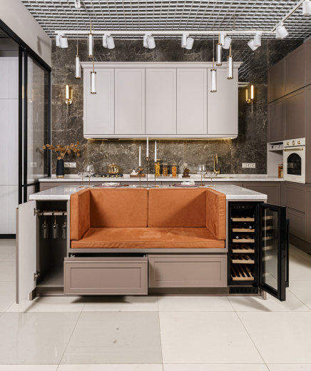 Угловая кухня с островом