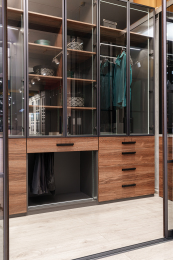 Угловая гардеробная