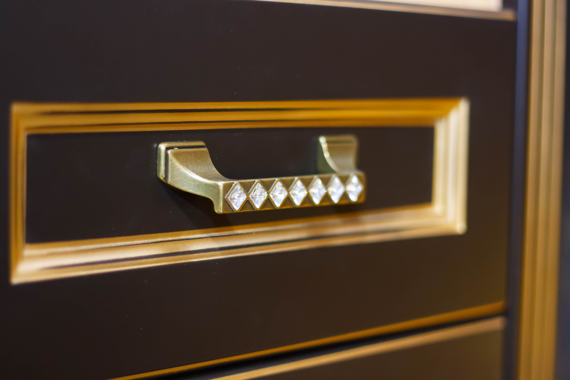 Гардеробная в классическом стиле 01-842