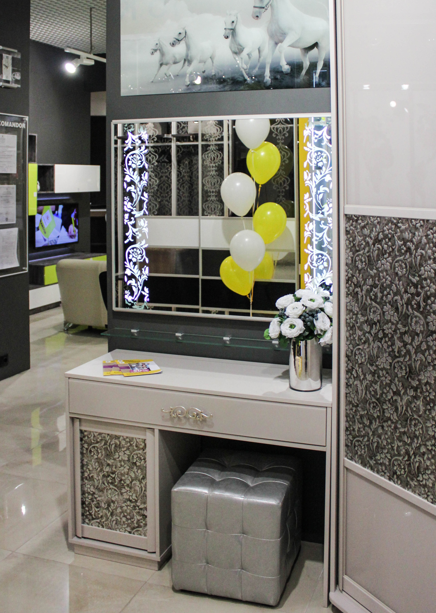 Туалетный столик