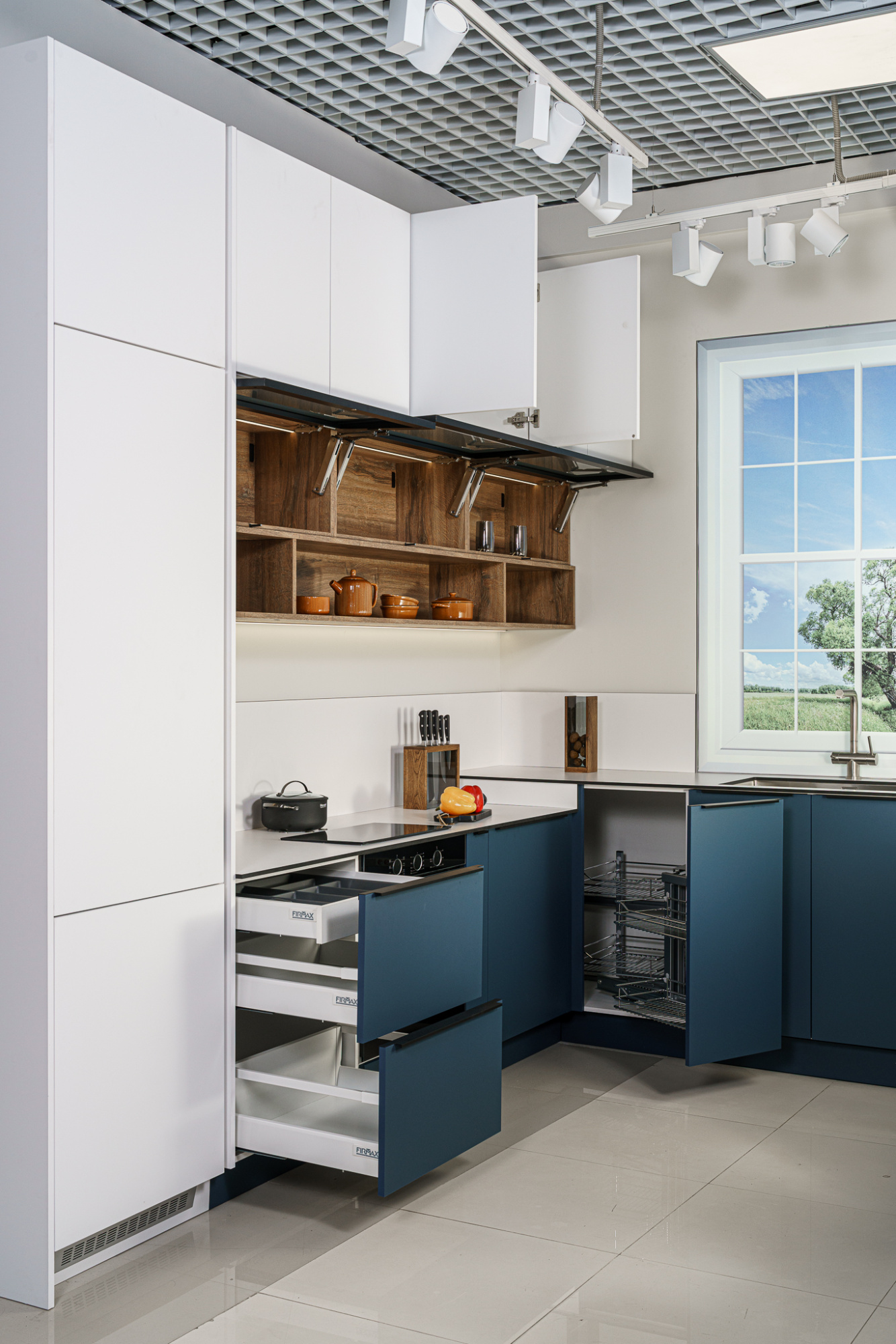 П-образная кухня