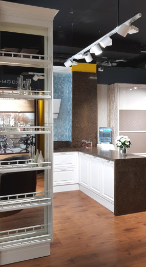 Классическая угловая кухня