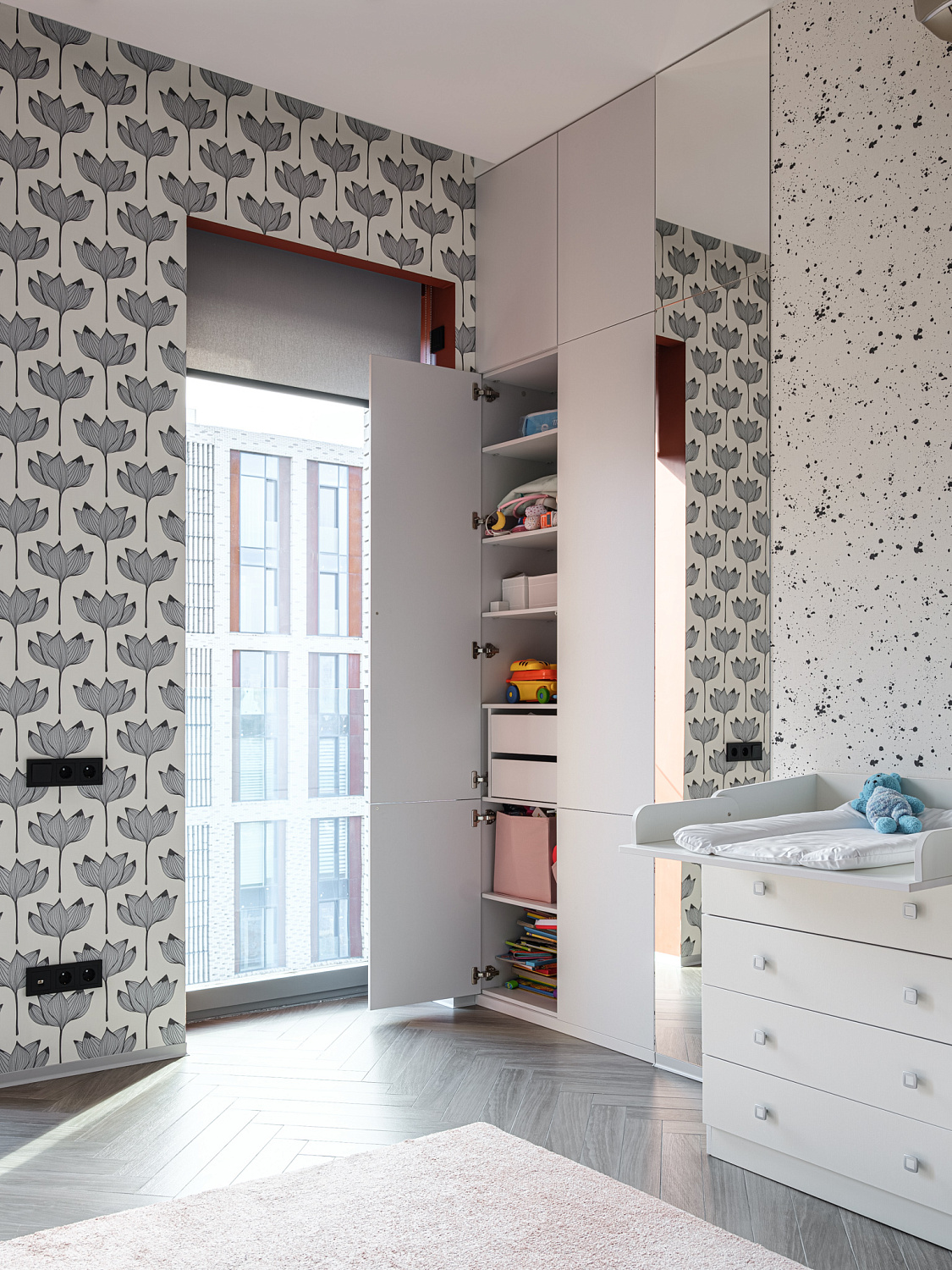 Мебель в московскую квартиру.  120 кв. м