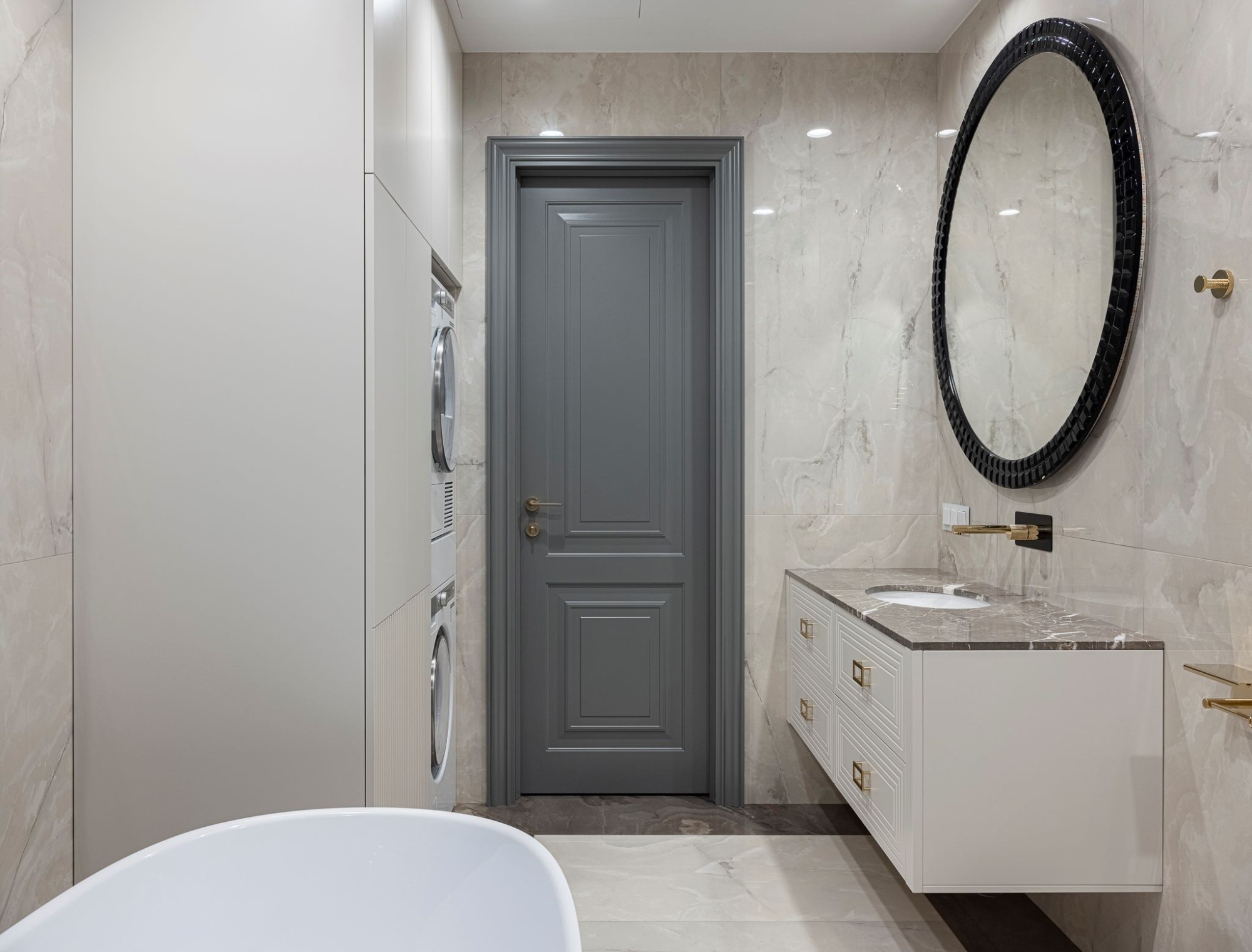 Шкаф в ванную комнату