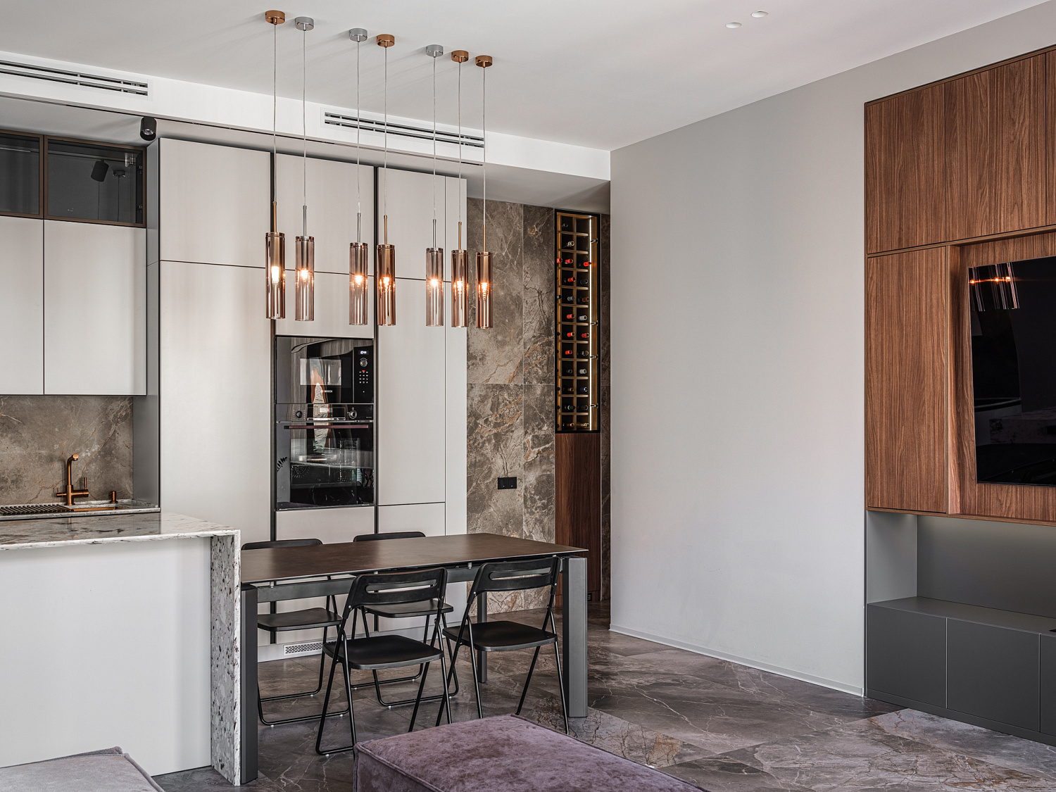 Мебель в московскую квартиру.  120 кв. м