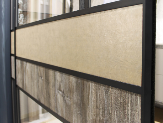 Стеклянные двери-купе