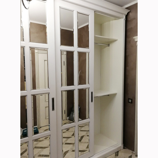 Классический шкаф-купе