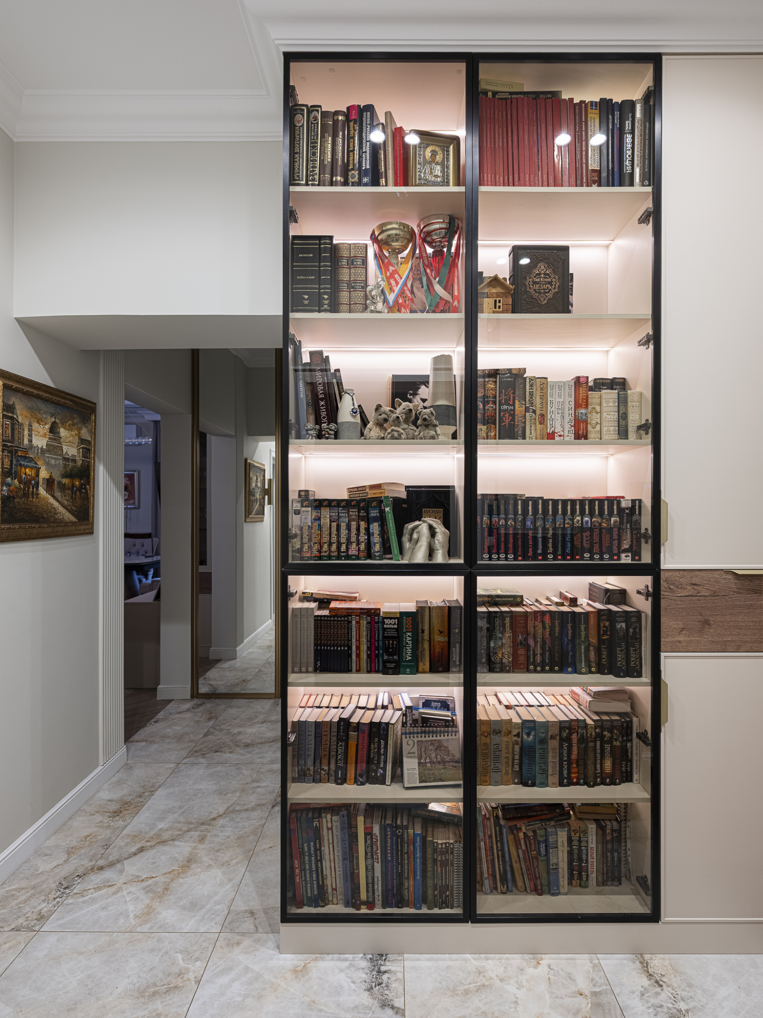 Распашной шкаф 