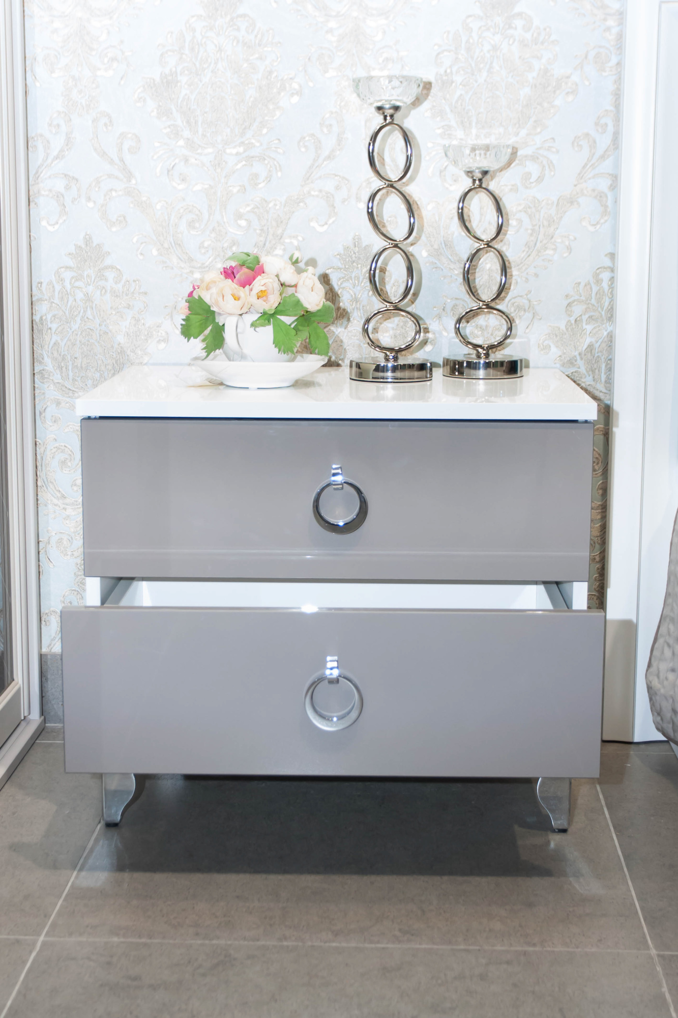 Прикроватные тумбы (2 шт.)